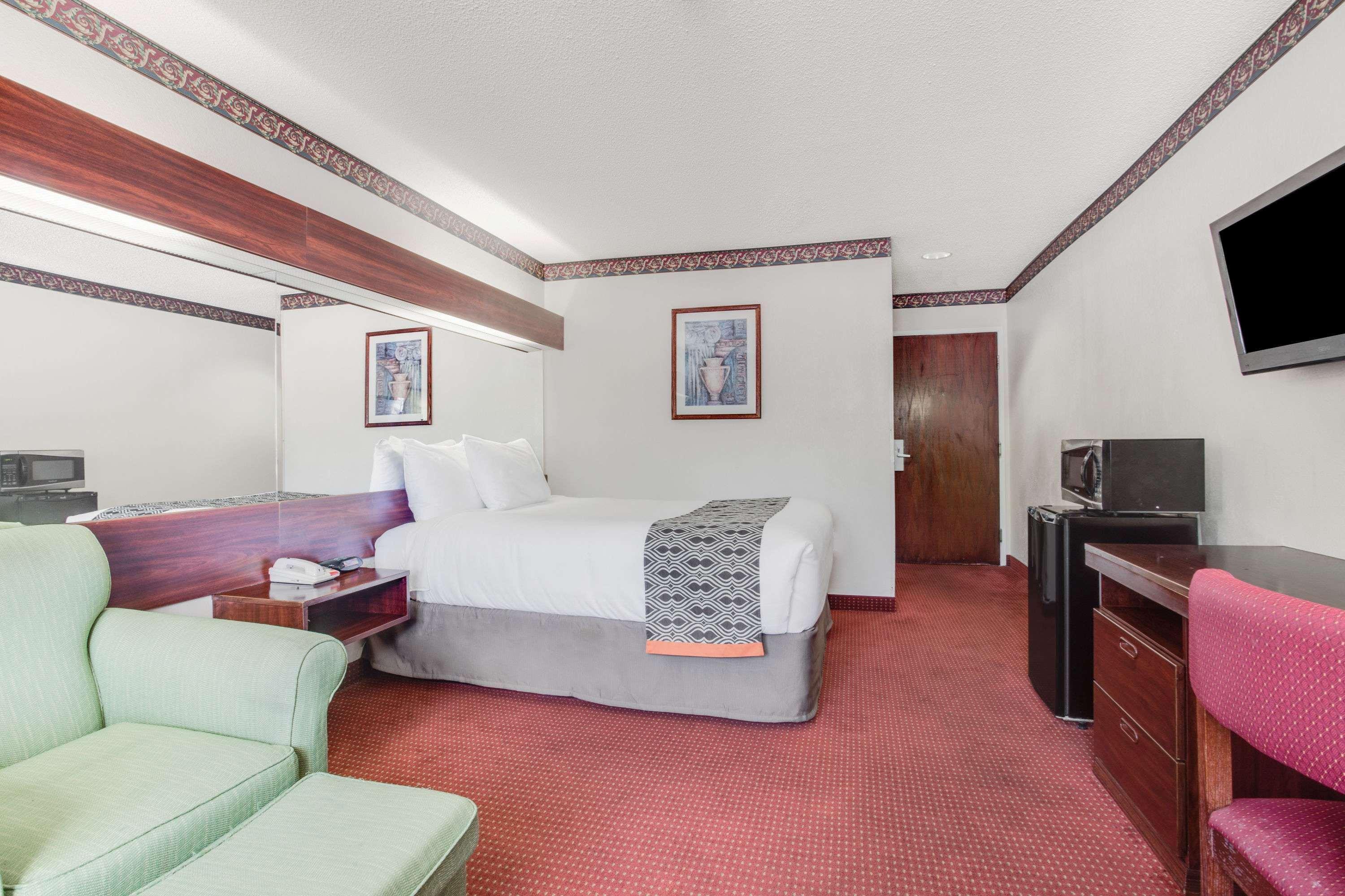 Microtel Inn & Suites By Wyndham Savannah/Pooler Экстерьер фото
