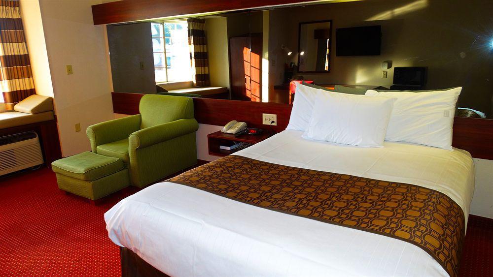 Microtel Inn & Suites By Wyndham Savannah/Pooler Экстерьер фото