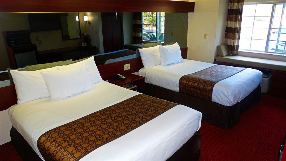 Microtel Inn & Suites By Wyndham Savannah/Pooler Экстерьер фото