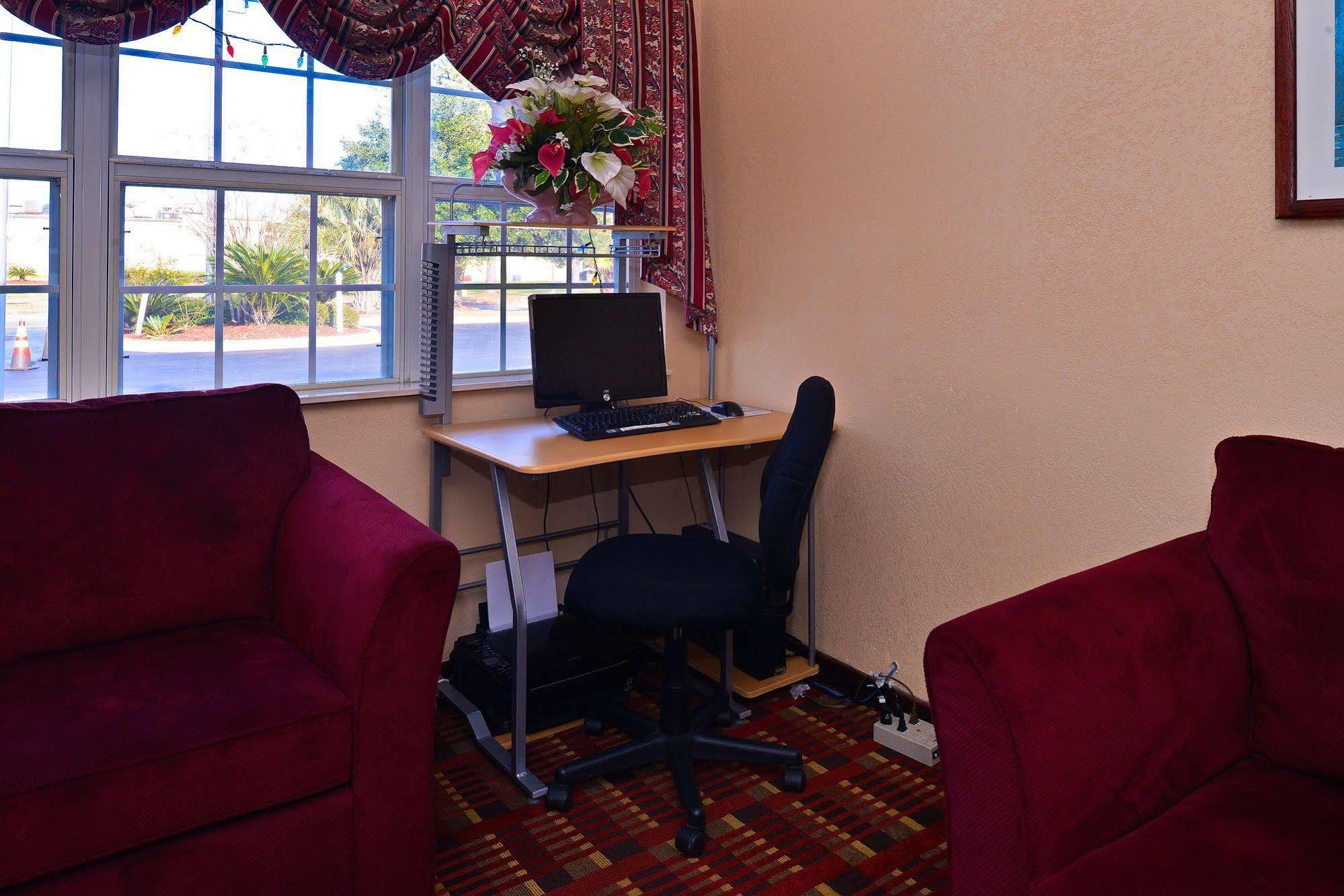Microtel Inn & Suites By Wyndham Savannah/Pooler Экстерьер фото
